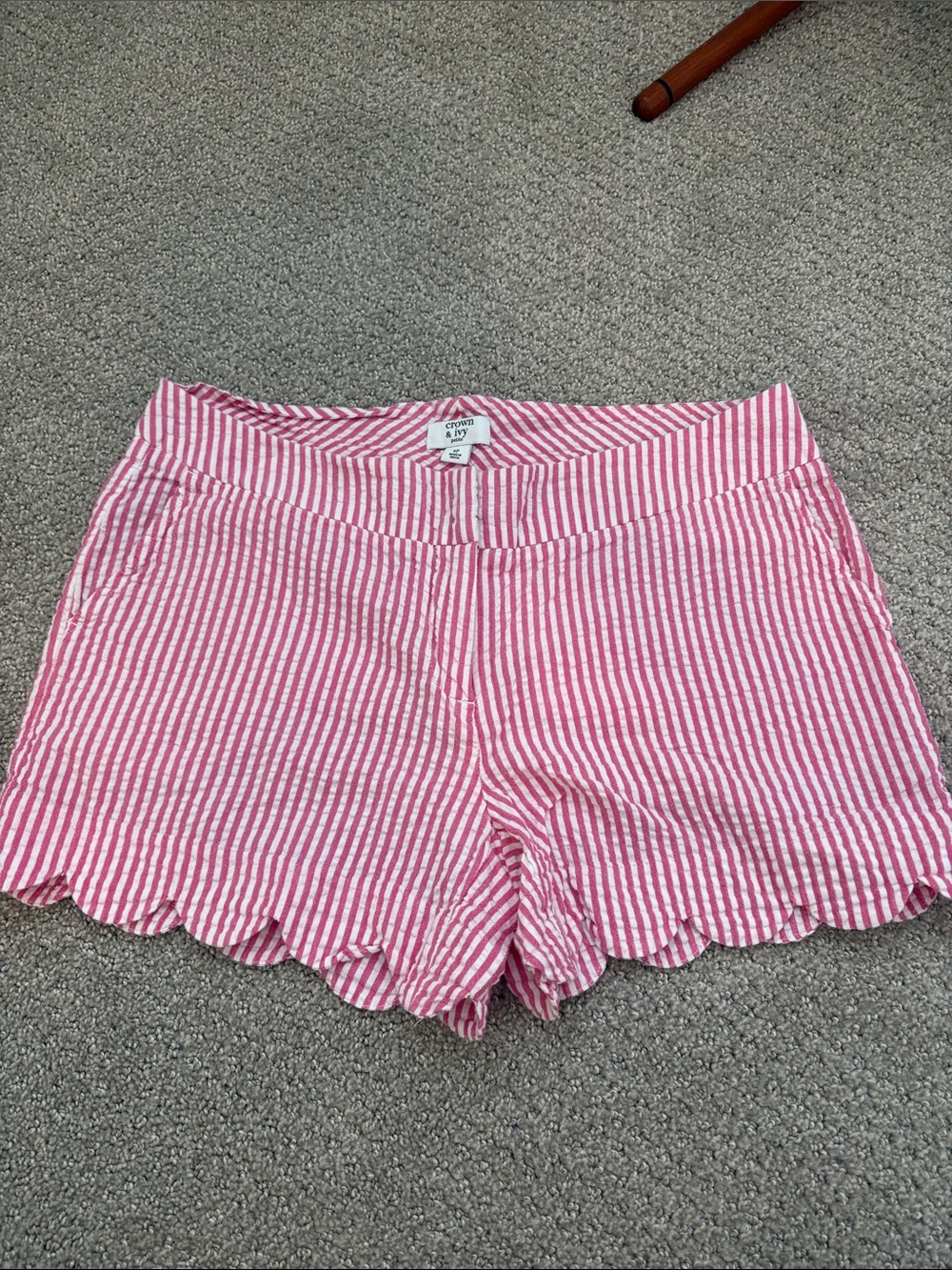 crown & ivy Pink and White Striped Scallop-Hem Bermuda Shorts